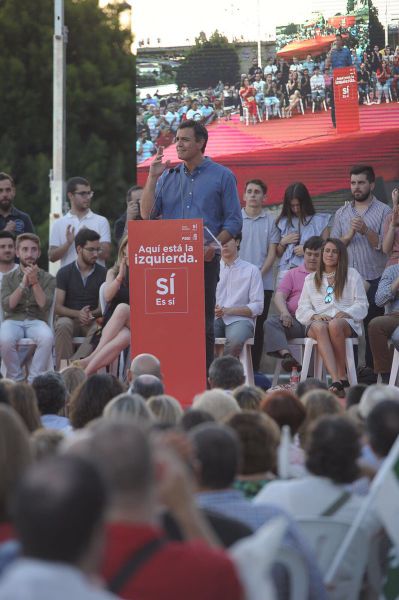 Sánchez garantiza unidad y apela a socialismo andaluz 