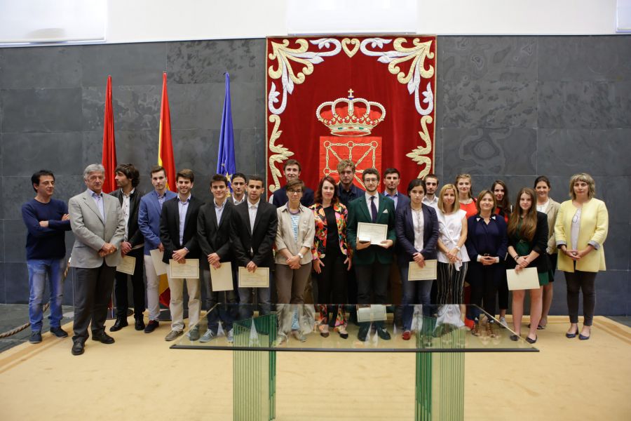 Acto de entrega de los premios de la XVI Liga de Debate Universitario de la UPNA