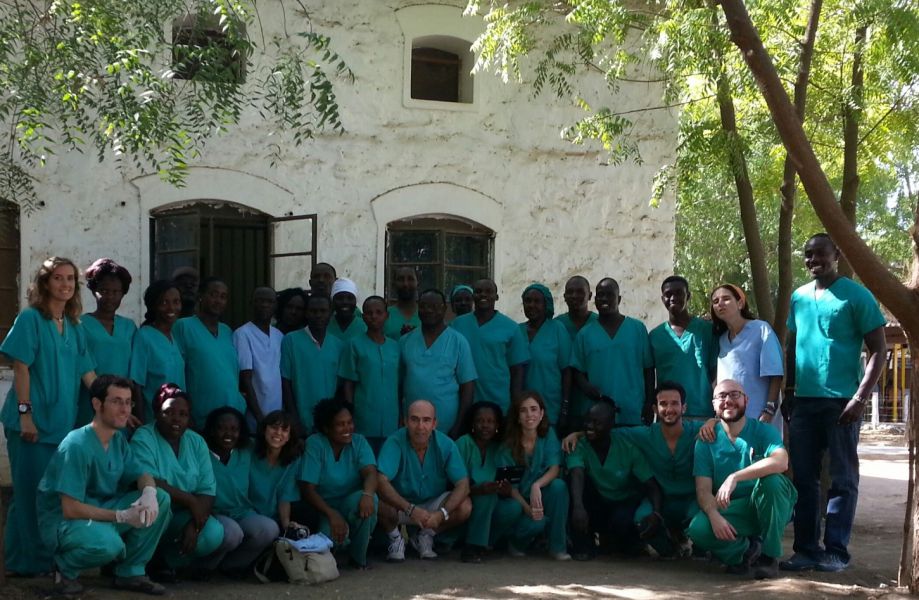 Un oftalmólogo de San Juan de Dios de Pamplona realizará hasta 180 intervenciones en África
