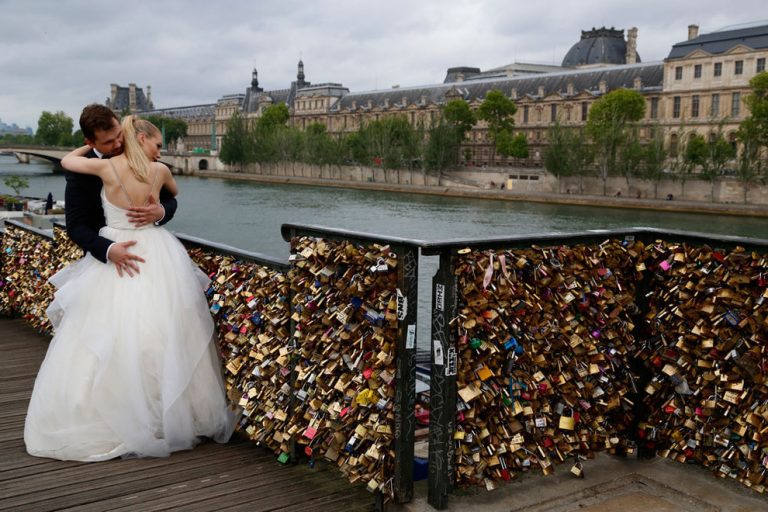 Se subasta amor en París