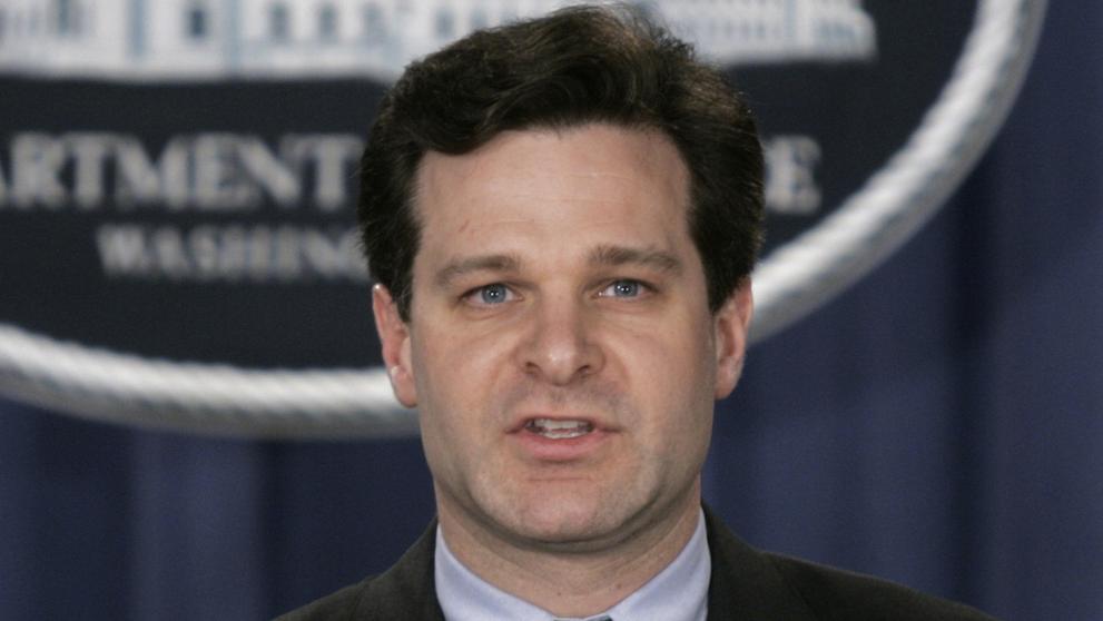 Trump anuncia que nominará a Christopher A. Wray como nuevo director del FBI
