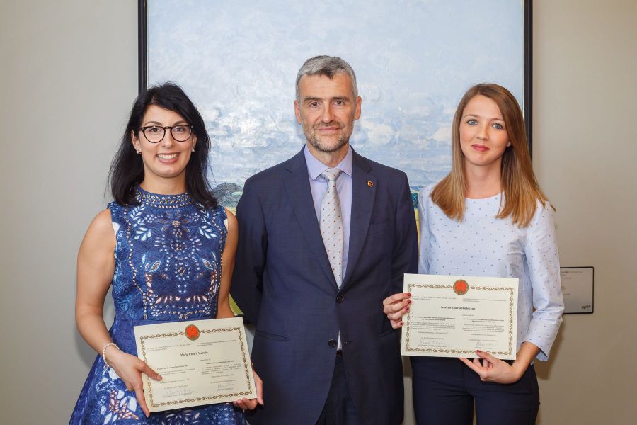 Las ganadoras de los Premios Brunet de Tesis Doctorales y Universitario recogen sus galardones en la UPNA