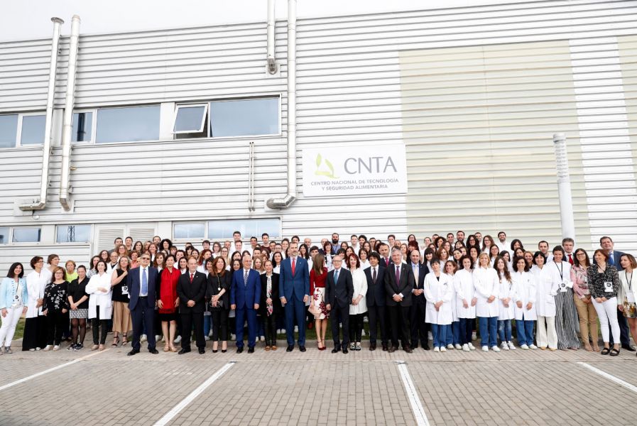 Los Reyes celebran el 25º aniversario del Centro Nacional de Tecnología y Seguridad Alimentaria en Navarra