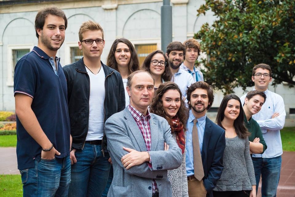 “La Caixa” apoya un proyecto de AUNOM de la Universidad de Navarra con niños refugiados