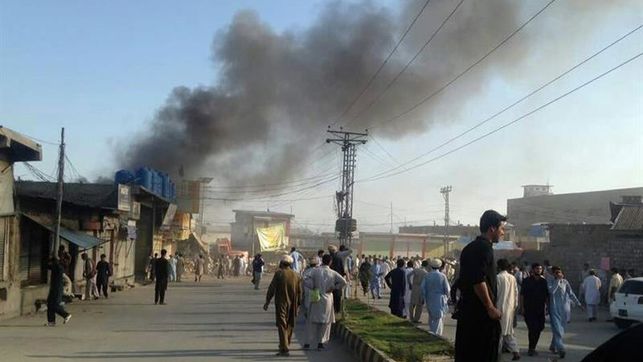 Aumentan a 45 muertos y 261 heridos las víctimas en un atentado en Pakistán