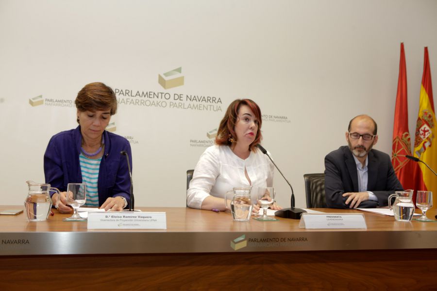 Presentación de la ‘Cátedra Parlamento de Navarra de Opinión Pública e Innovación Social’
