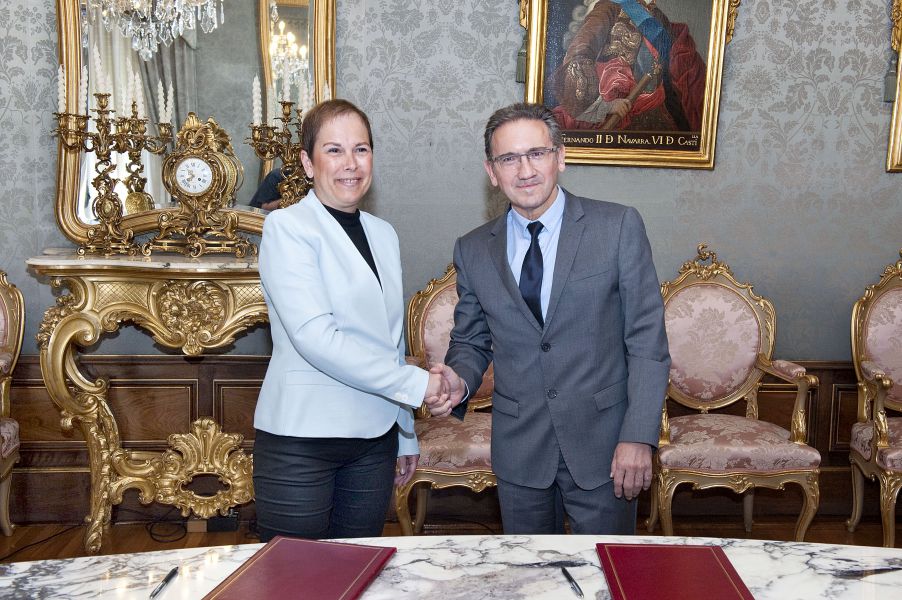 Barkos y el director general de la Fundación “la Caixa” firman el acuerdo de colaboración en materia de obra social para 2017