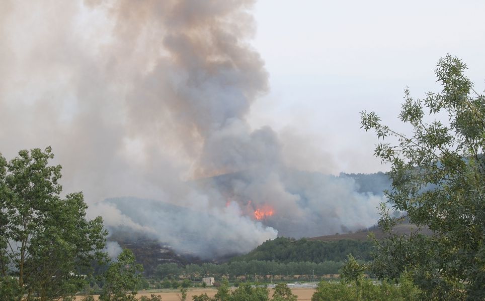 Controlados los tres incendios declarados esta tarde en Galar, Arazuri y Artajona