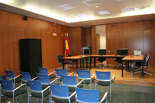 Los asuntos penales ingresados descendieron un 50% en Navarra en 2016