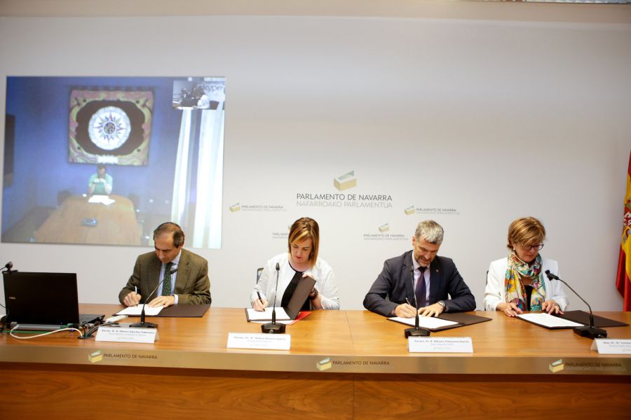 Convocatoria II Premio Parlamento de Navarra al estudio del Derecho Parlamentario