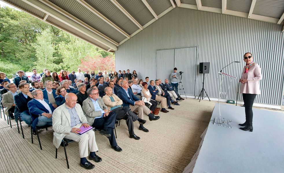 Barkos satisfecha de que Navarra sea  referencia en materia de arquitectura sostenible