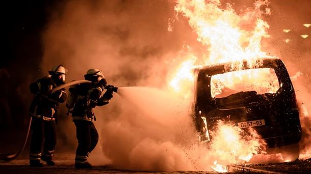 Hamburgo cierra la cumbre del G20 tras una nueva noche de disturbios