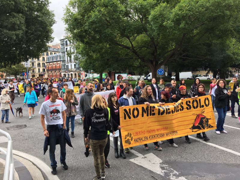Manifestación en Pamplona contra el maltrato animal en sanfermines