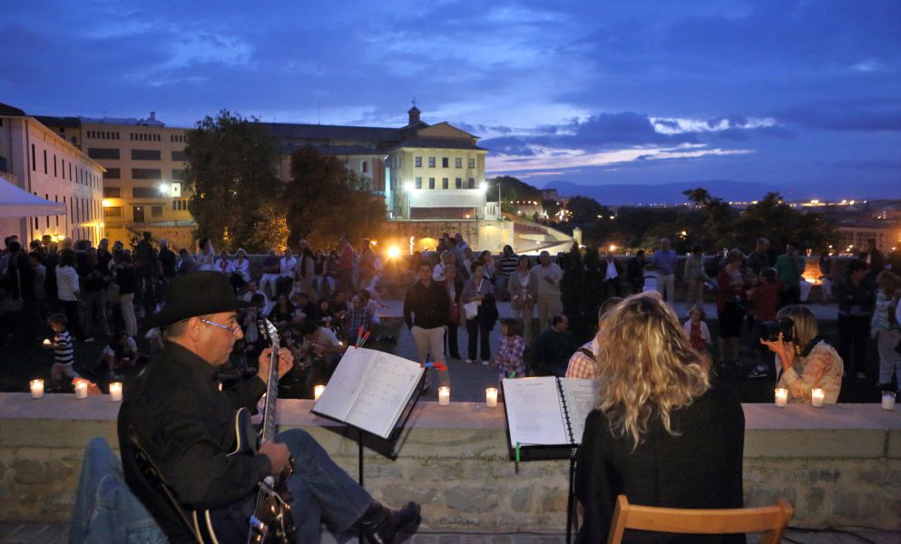 AGENDA: 19 de agosto, entre el rincón del Caballo Blanco y baluarte de Labrit, 'la muralla a la luz de las velas'