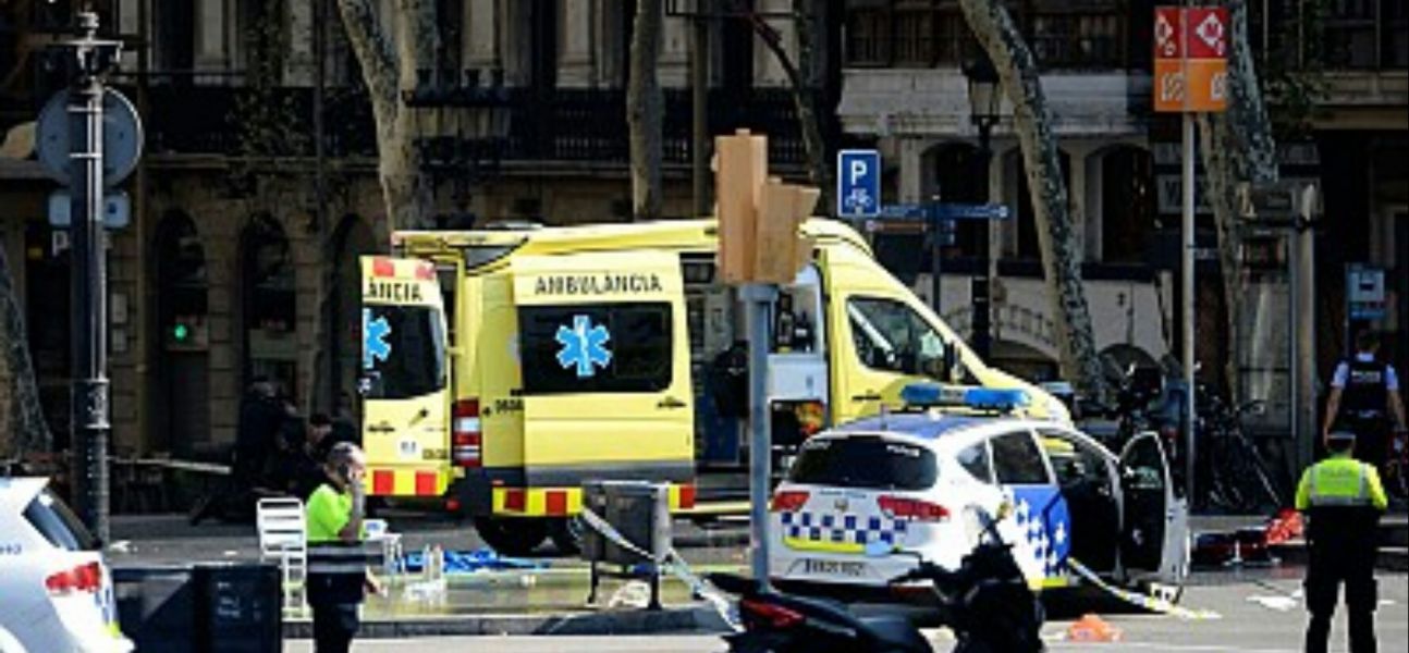 Al menos trece muertos y decenas de heridos en un atentado en las Ramblas de Barcelona