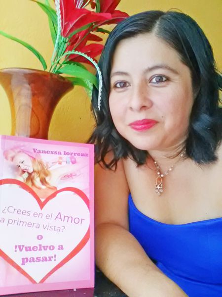 Vanessa Lorrenz, literatura de amor en relatos cortos