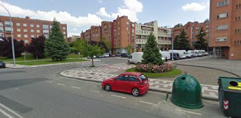 Detenido un joven que caminaba ensangrentado y con arma de fuego en Pamplona
