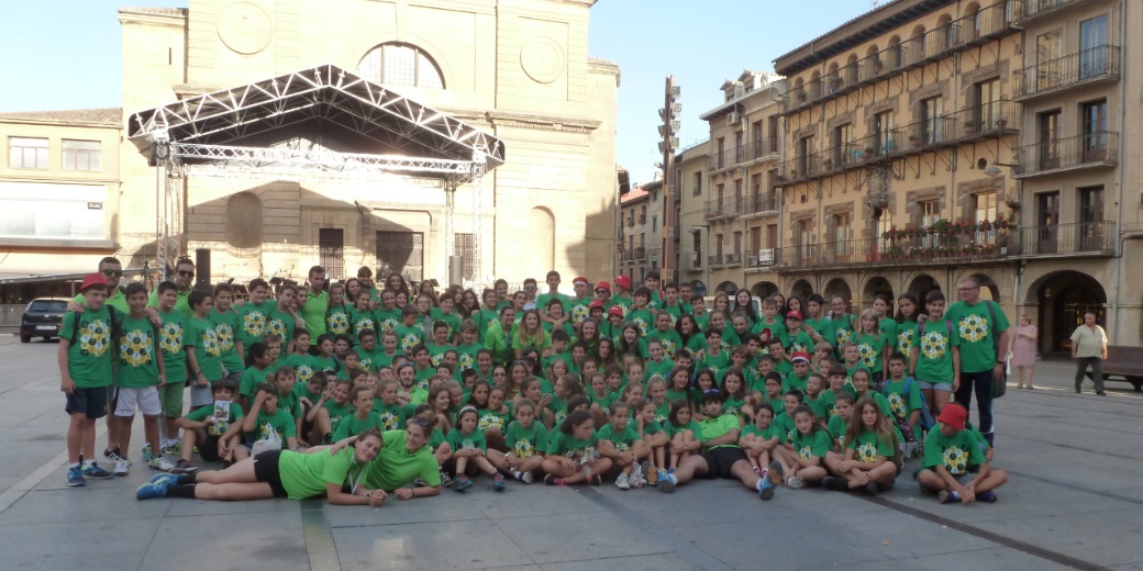El Campus de verano de Balonmano reúne a 150 jugadores en Estella