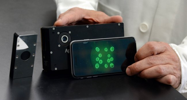 Investigadores mexicanos crean lector de ADN portátil que detecta mutaciones en segundos