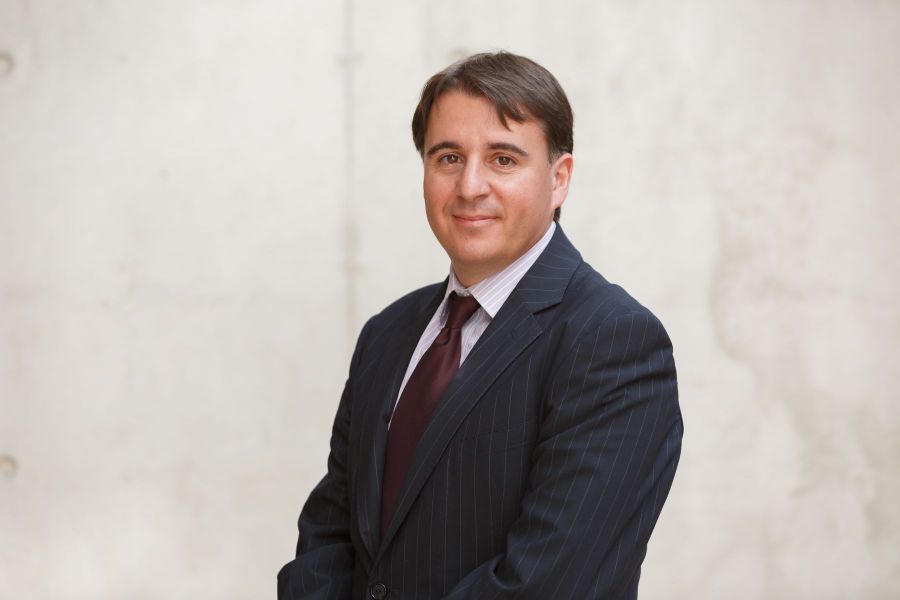 Miguel Barajas Vélez toma posesión en la UPNA como profesor titular de Bioquímica