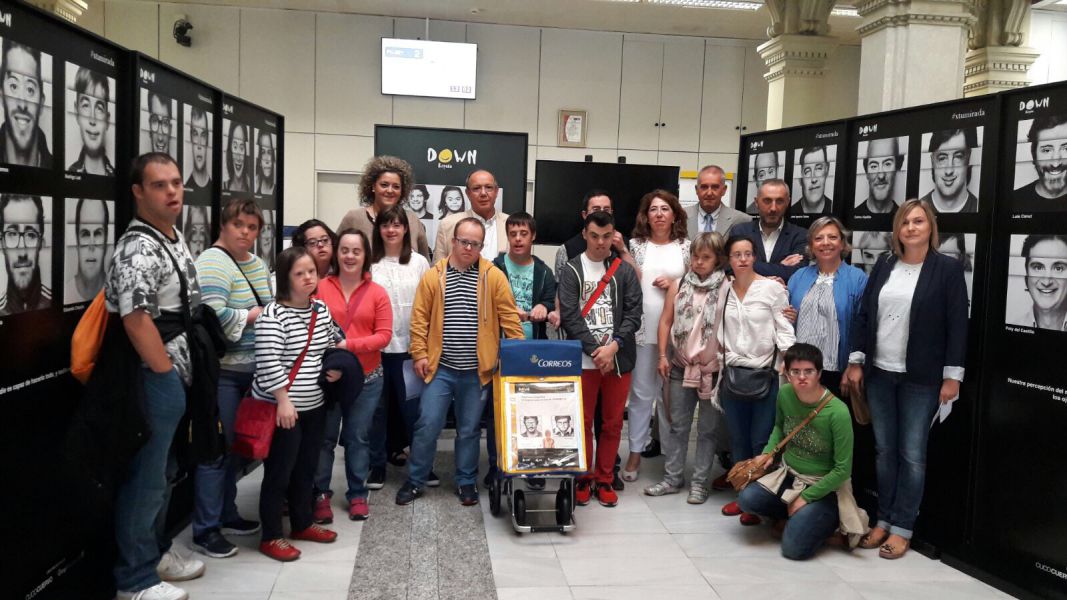 Correos de Pamplona clausura la exposición ‘XTUMIRADA’
