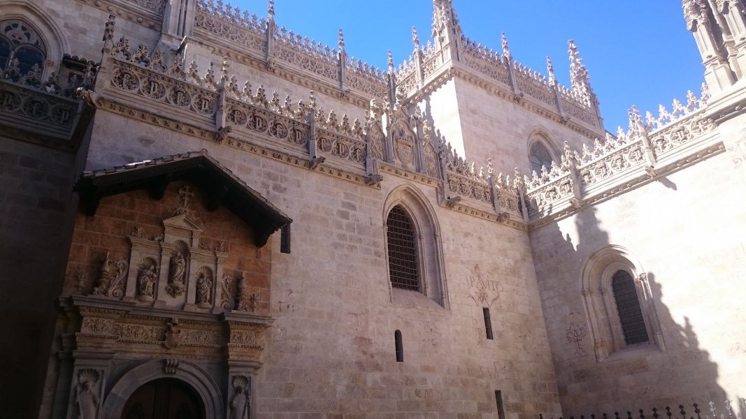 Madrid, Barcelona y Granada son los destinos dónde más actividades turísticas se contratan