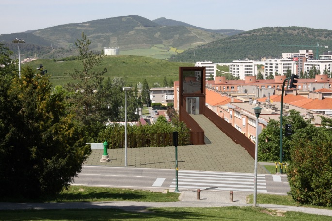El Ayuntamiento de Pamplona suspende las actividades de verano en Mendillorri y cierra sus espacios deportivos