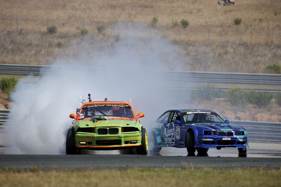 Doble espectáculo en Los Arcos en el cuarto F4 España de Rallys