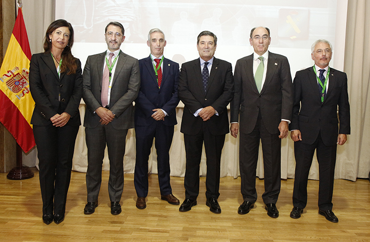 El Director General de la Guardia Civil entrega los premios Duque de Ahumada a la Seguridad Corporativa
