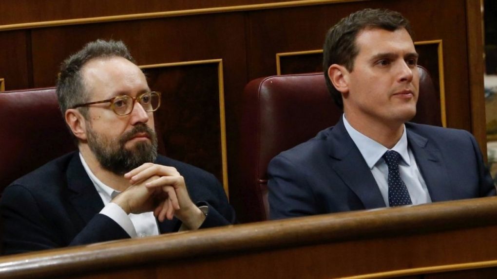 El Gobierno consultará con el PSOE y Ciudadanos antes de aplicar el 155