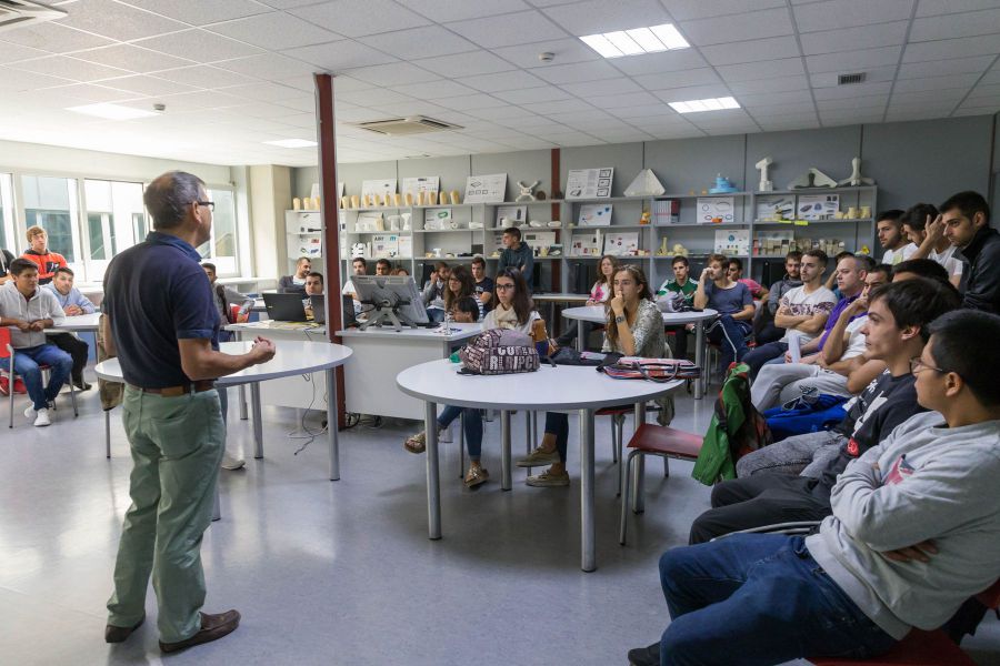 El campus de la UPNA en Tudela abre sus aulas a estudiantes de Formación Profesional del CIP ETI