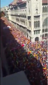 Impresionante manifestación por la unidad de España en Barcelona en vídeo