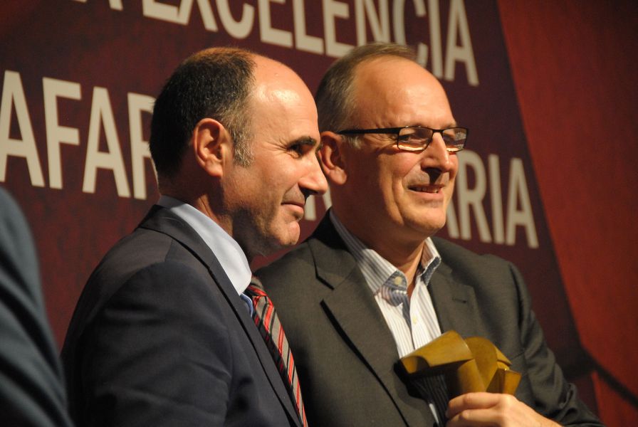 La Asociación de esclerosis múltiple de Navarra, Premio Navarro a la Excelencia 2017