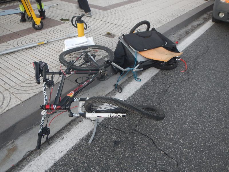 Evacuado al CHN un ciclista en accidente por alcance en Pamplona