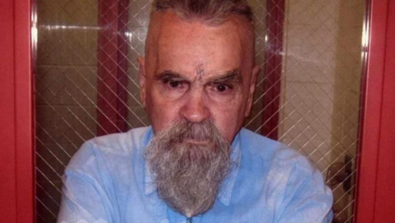 Muere el criminal Charles Manson a los 83 años