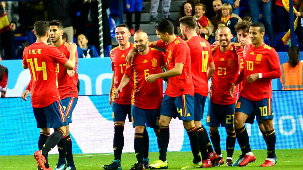 España le toma el pulso a Rusia en un duelo con la anfitriona del Mundial