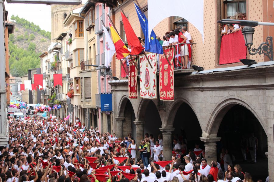 AISS: «Un mínimo del 50% de participación» podría «validar» el cambio de las fiestas de Sangüesa
