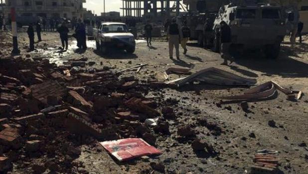 Elevan a 305 los muertos en la masacre contra una mezquita en el Sinaí egipcio