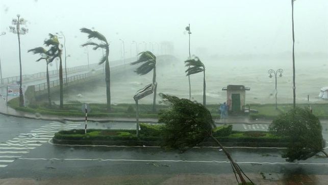 Al menos 27 muertos y 22 desaparecidos debido al tifón Damrey en Vietnam