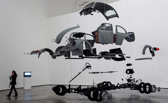 El Guggenheim explora la relación arte-espacio a través de Chillida y Heidegger