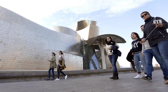 El 59 % de los vascos quiere un referéndum, pero el 76 % lo ve poco probable