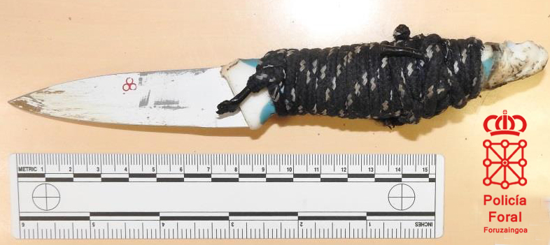 La Policía Foral detiene en Elizondo a un chico de 15 años por amenazas con arma blanca y lesiones