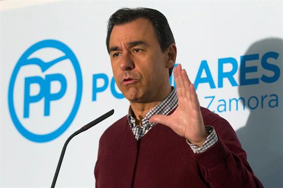 El PP responsabiliza a la concesionaria del bloqueo de la AP-6 por la nevada
