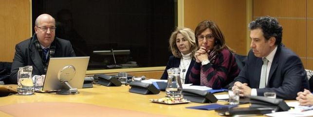 El fiscal de Álava dice que se pedían comisiones desde 