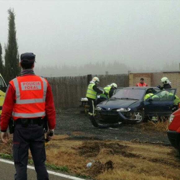 Herido con un traumatismo lumbar por una salida de vía en Tudela