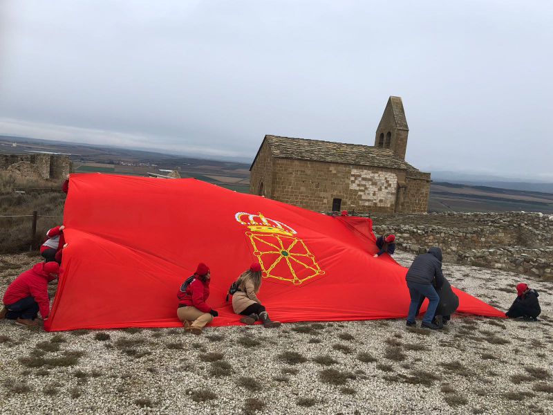 El «banderazo» por Navarra llega a Rada tras las declaraciones de Tapia