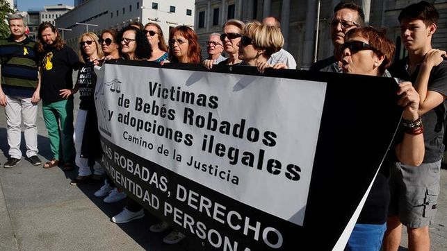 Familias de bebés robados crean plataforma internacional para aunar esfuerzos