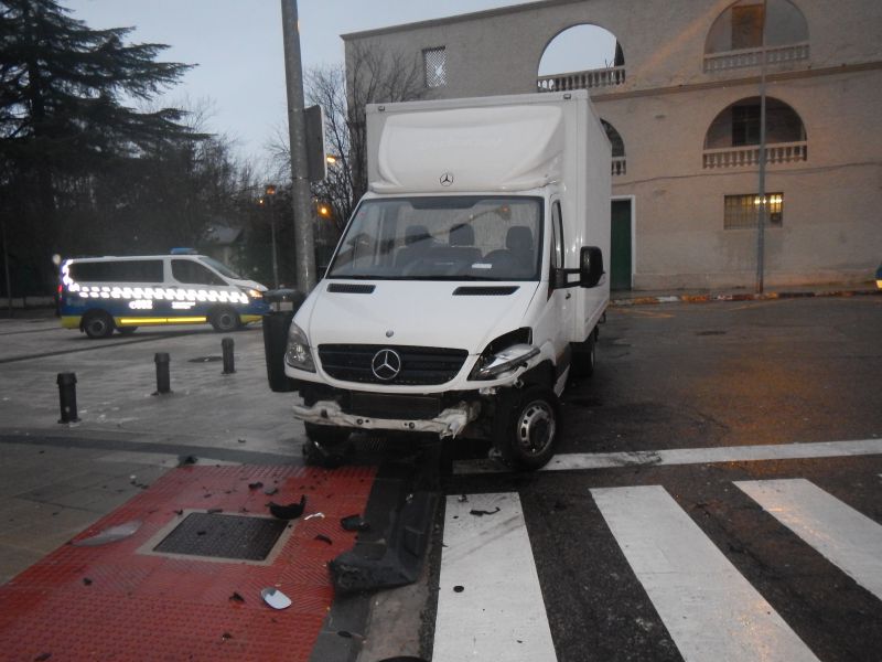 10 accidentes de tráfico y 4 heridos este fin de semana en Pamplona