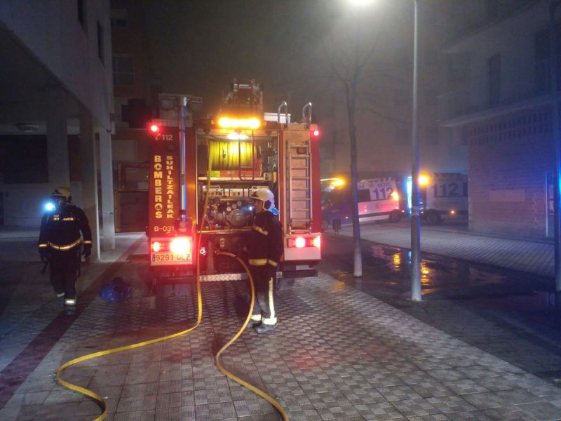 Herido muy grave un hombre con movilidad reducida en el incendio de su vivienda en Sarriguren (Egüés)