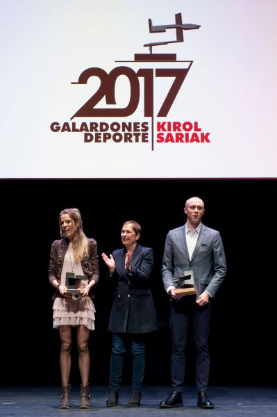 La Presidenta Barkos entrega a Maitane Melero e Iván Salguero los galardones como deportistas más destacados en 2017